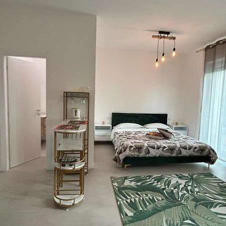 Comfort Accommodation Suite & Le Camere Bergamo Esterno foto
