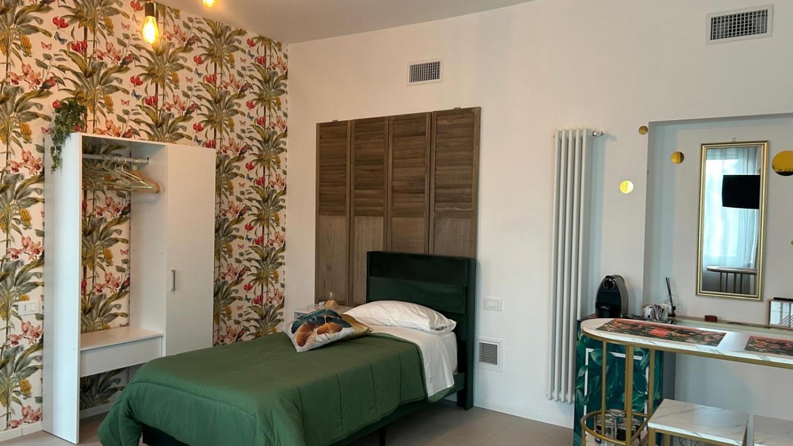 Comfort Accommodation Suite & Le Camere Bergamo Esterno foto