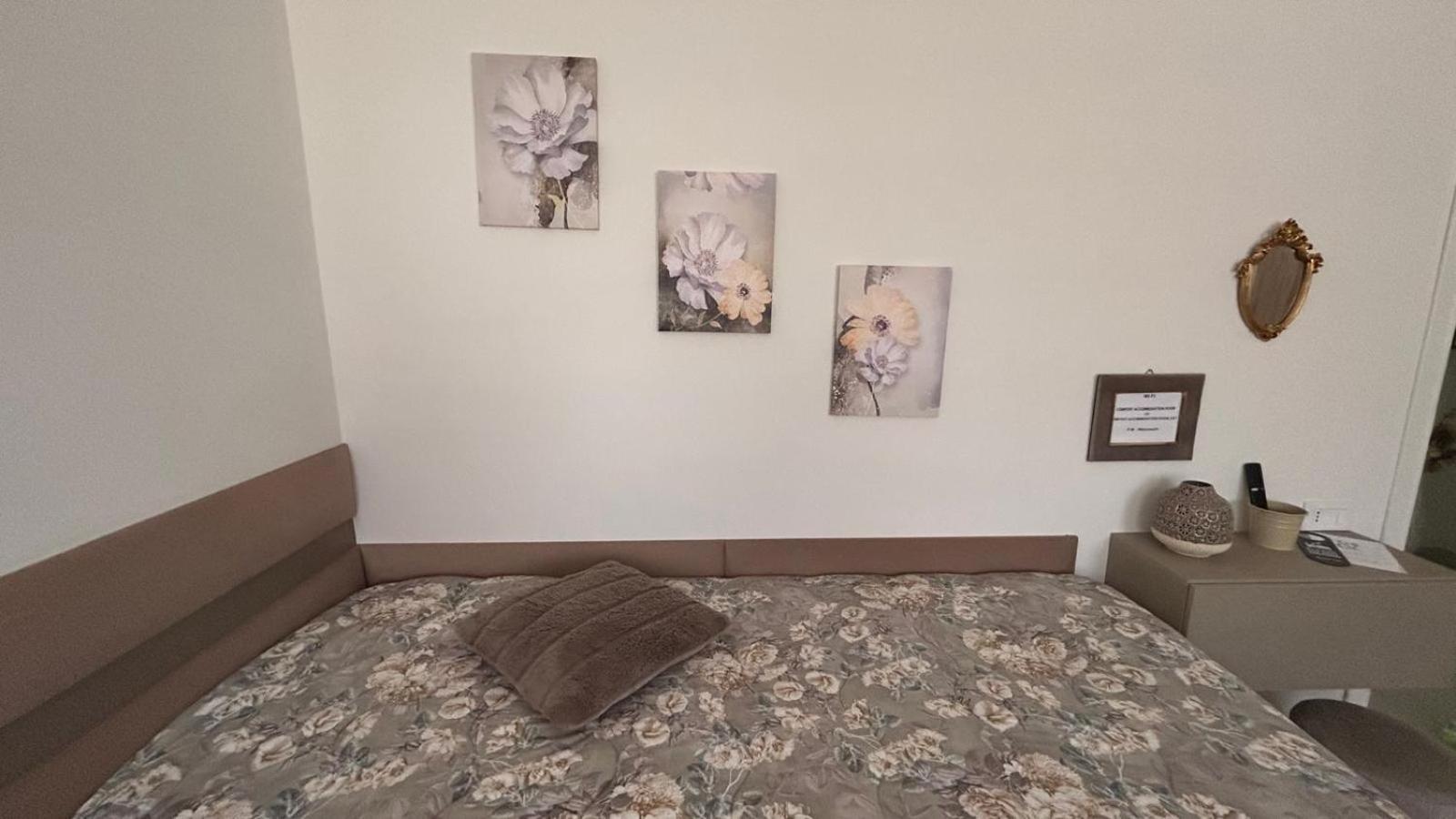Comfort Accommodation Suite & Le Camere Bergamo Esterno foto